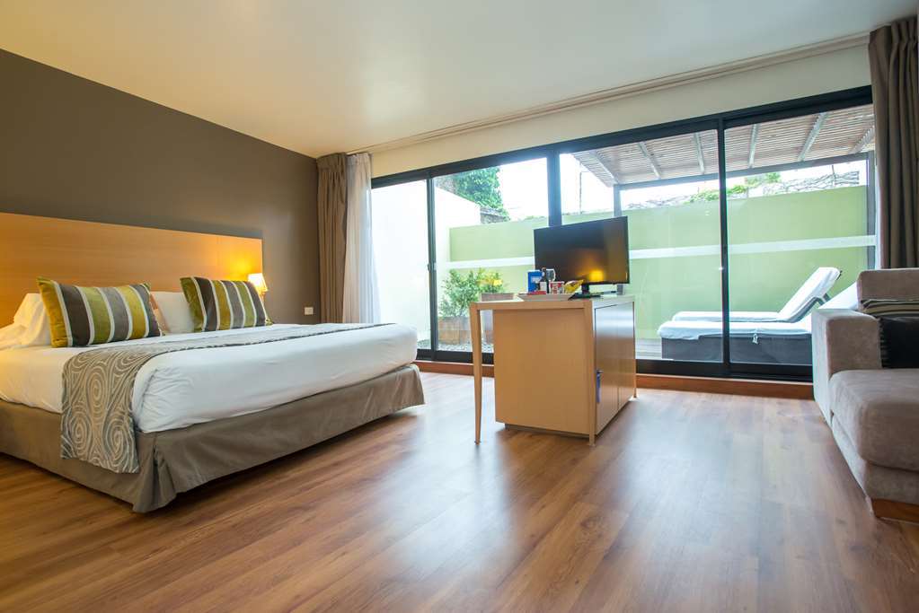 Tryp Montevideo Hotel Стая снимка