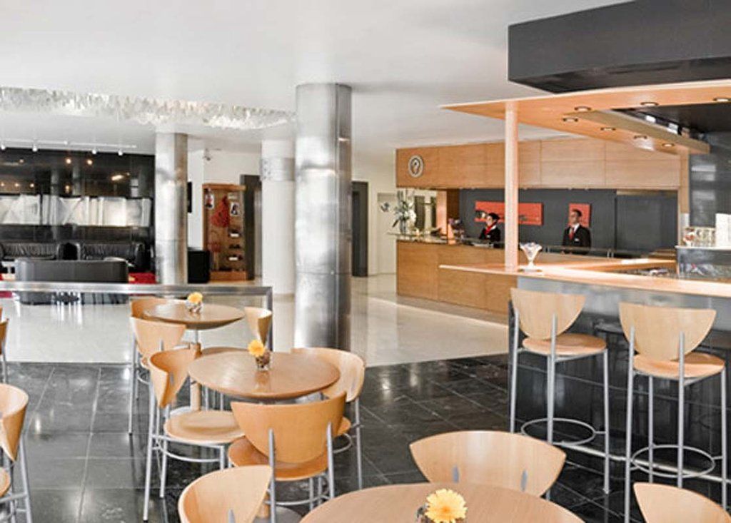 Tryp Montevideo Hotel Екстериор снимка