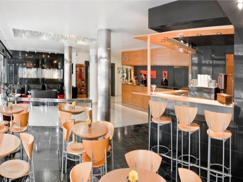 Tryp Montevideo Hotel Екстериор снимка